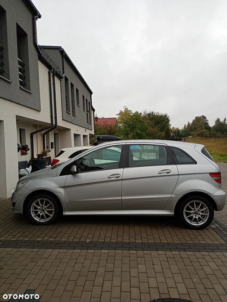 Mercedes-Benz Klasa B 180 CDI Autotronic - 1