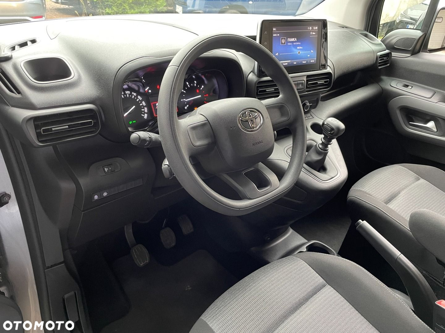 Toyota Proace City Verso Long 1.5 D-4D Business - 12