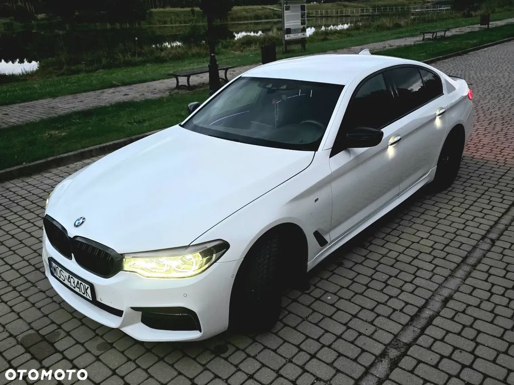 BMW G30