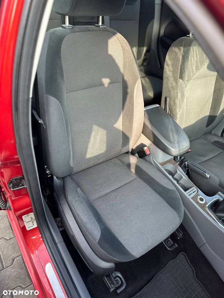 Ford Focus 1.6 Ti-VCT Ghia - 16