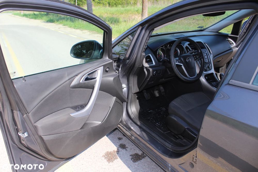 Opel Astra - 10
