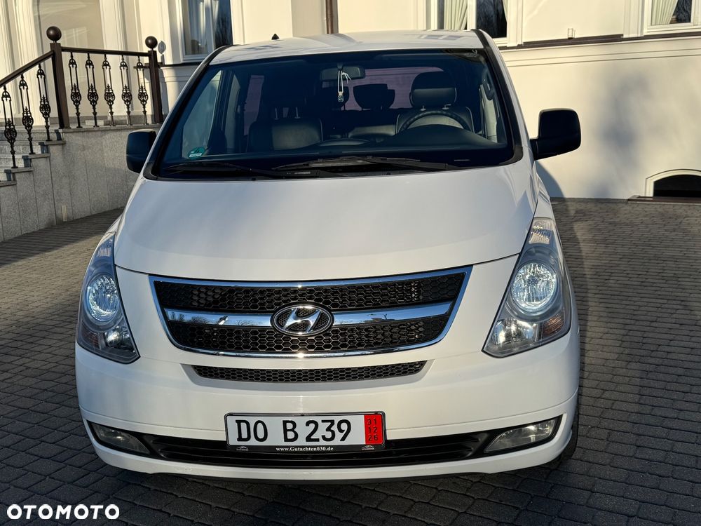 Hyundai H-1 Cargo teilverglast Autm HK - 4