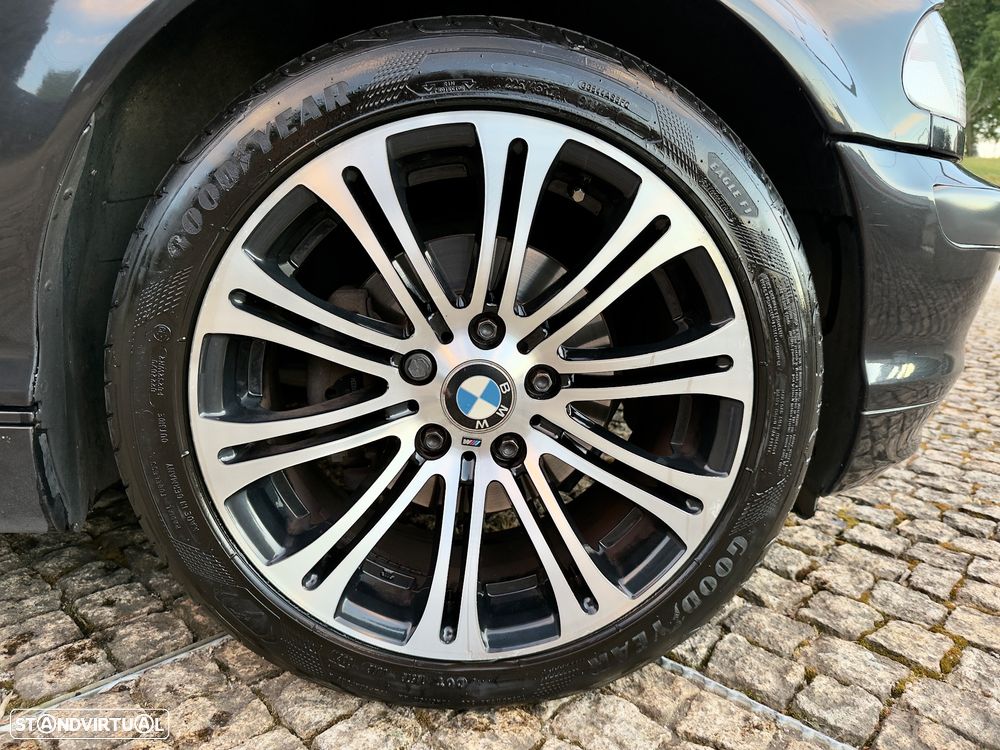 BMW 320 d - 8