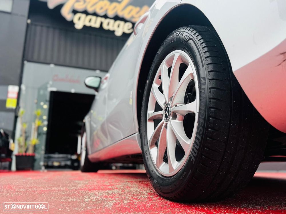 Mercedes-Benz A 180 d Style Plus - 10