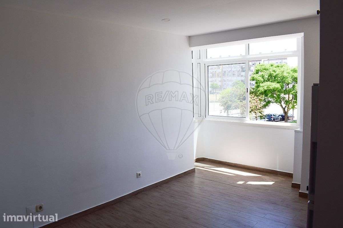 Apartamento T1 para arrendamento - Grande imagem: 2/19