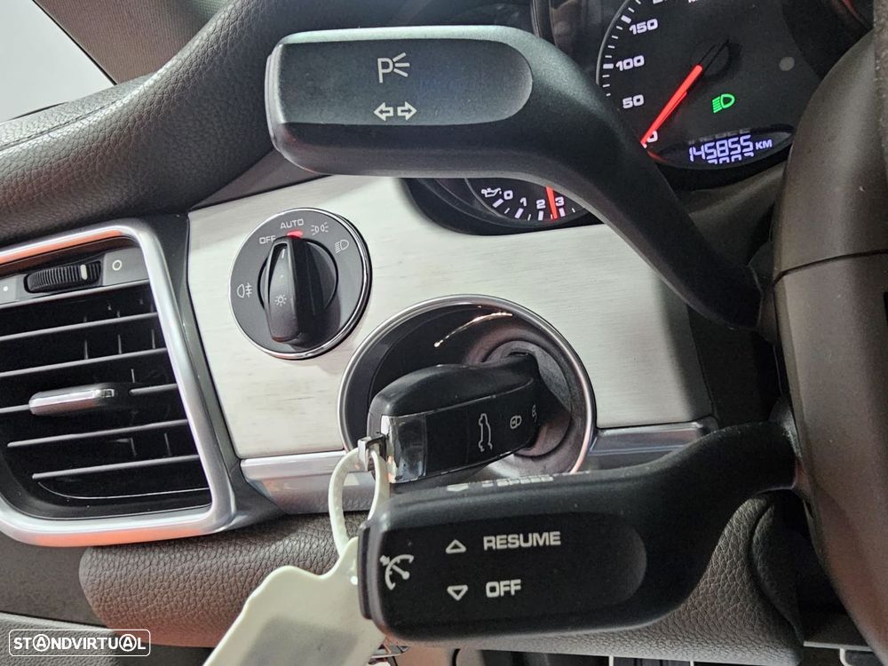 Porsche Panamera Platinum Edition - 18