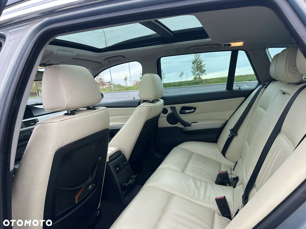 BMW Seria 3 330d DPF - 19