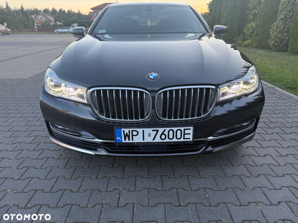 BMW Seria 7 730d xDrive - 14