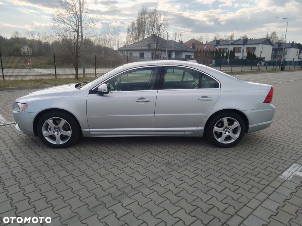 Volvo S80 2.5T Momentum - 6