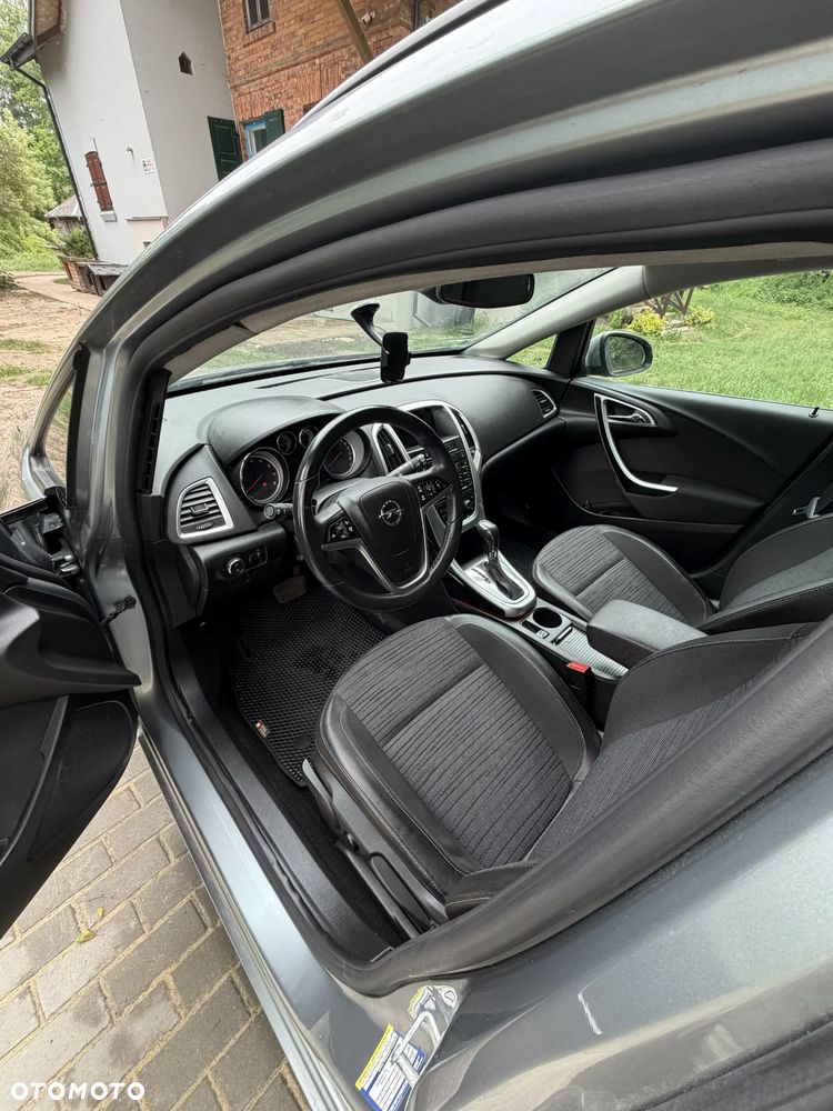 Opel Astra 1.4 T Sport - 12