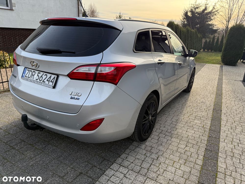 Hyundai i30 1.6 CRDi Comfort - 4