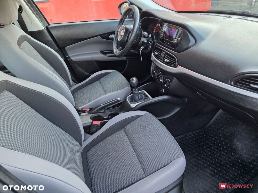 Fiat Tipo - 18