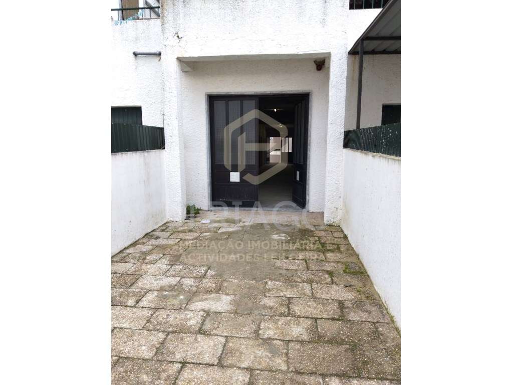 Armazém /Arrecadação com 36 m2 em Samora Correia - Grande imagem: 2/5