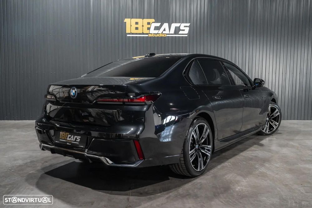BMW 750 750e xDrive Pack Desportivo M - 49