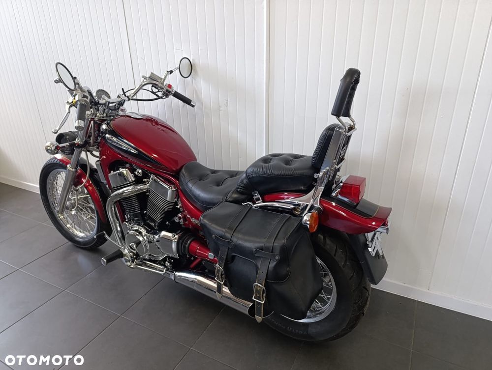 Suzuki Intruder - 8