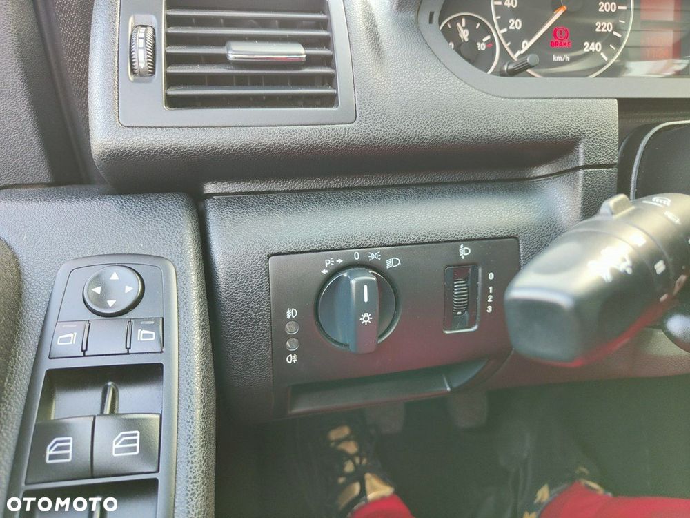 Mercedes-Benz Klasa A 170 Avantgarde - 12