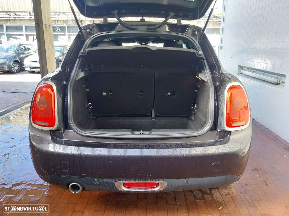 MINI 5 Portas One D - 11