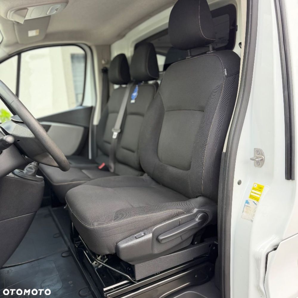 Renault Trafic - 18