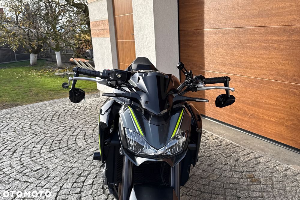 Kawasaki Z 900 - 6