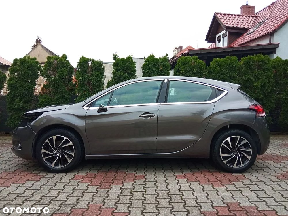 DS Automobiles DS 4 - 6