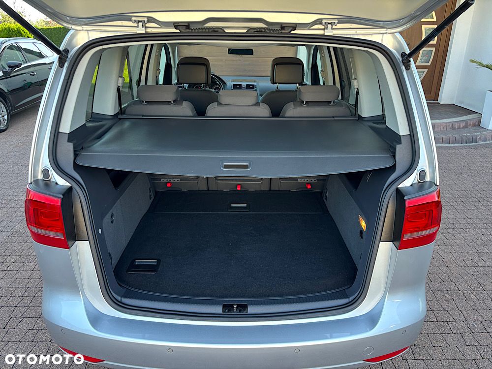 Volkswagen Touran 1.6 TDI DPF Highline - 32
