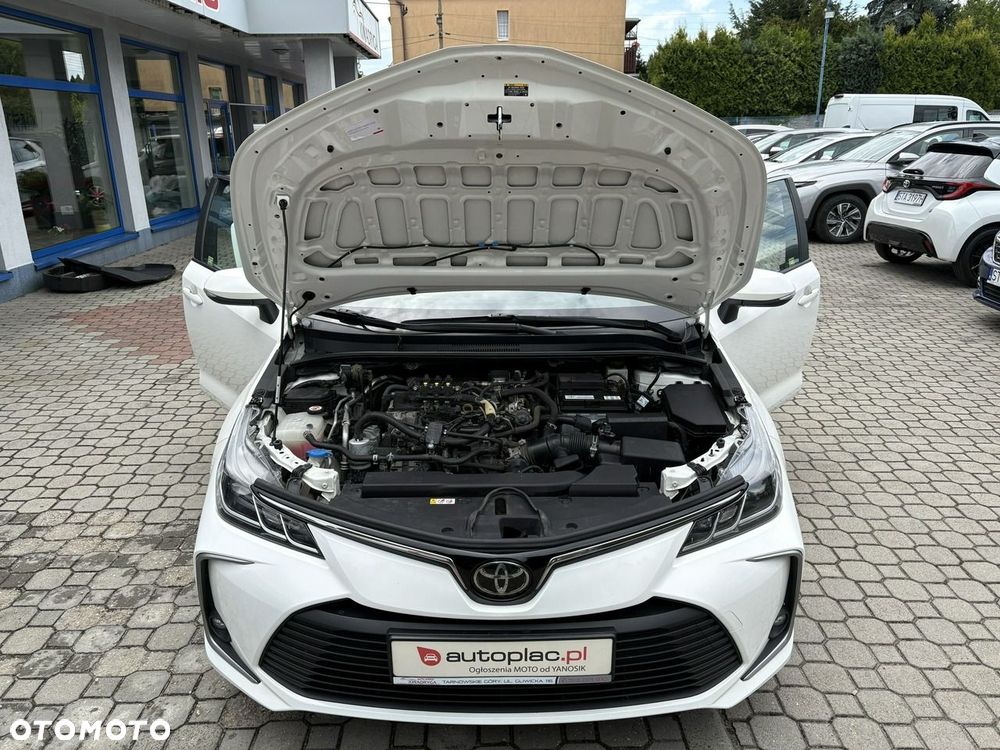 Toyota Corolla - 32