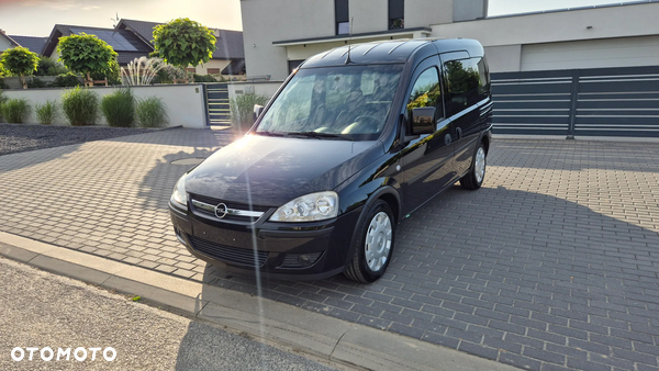 Opel Combo Tour 1.4 Essentia