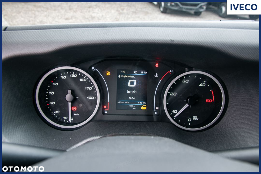 Iveco Daily 35S18 Kontener 8EP + Winda 180KM - 23