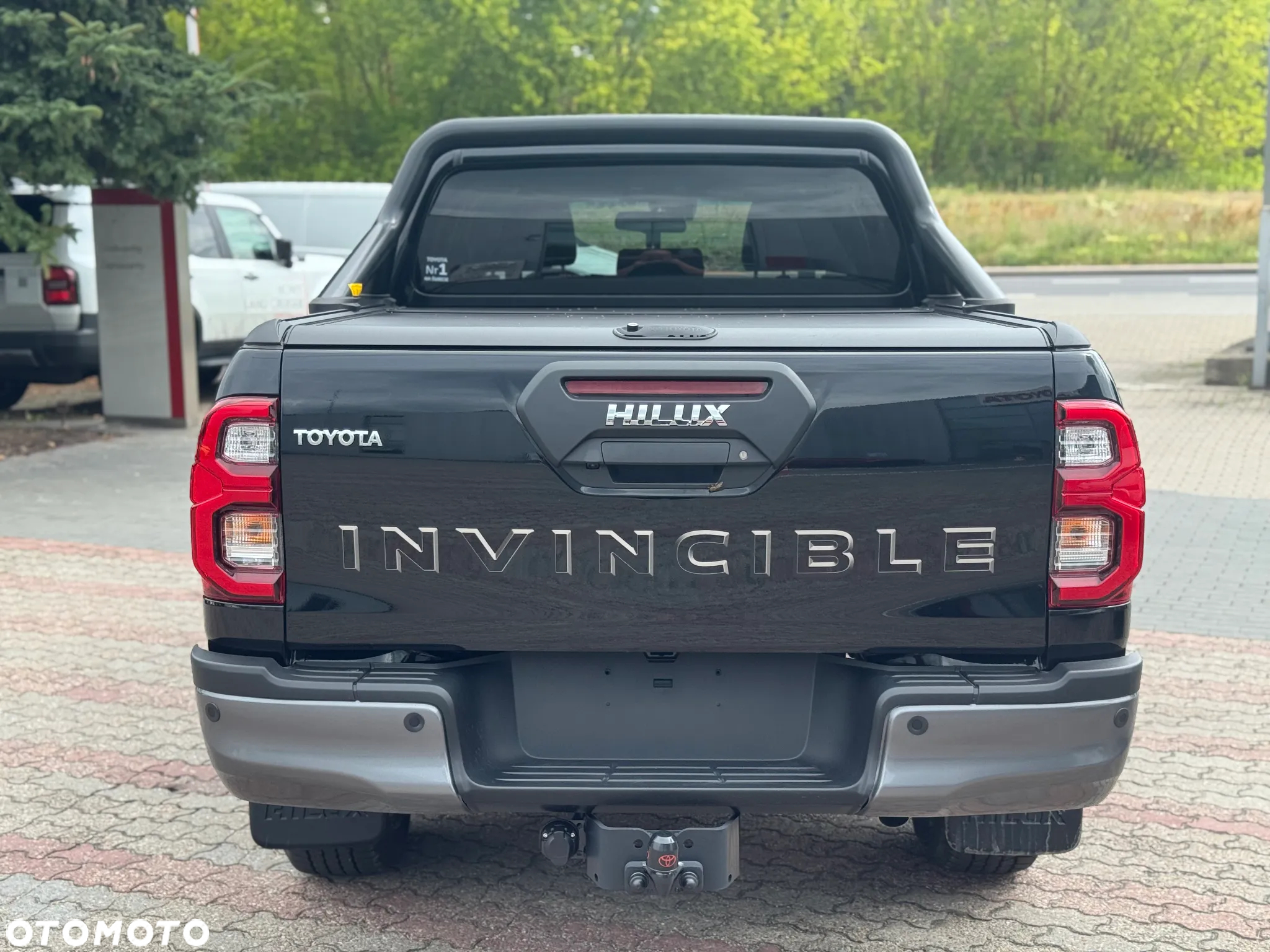 Toyota Hilux 2.8 D-4D Double Cab Invincible 4x4 - 6