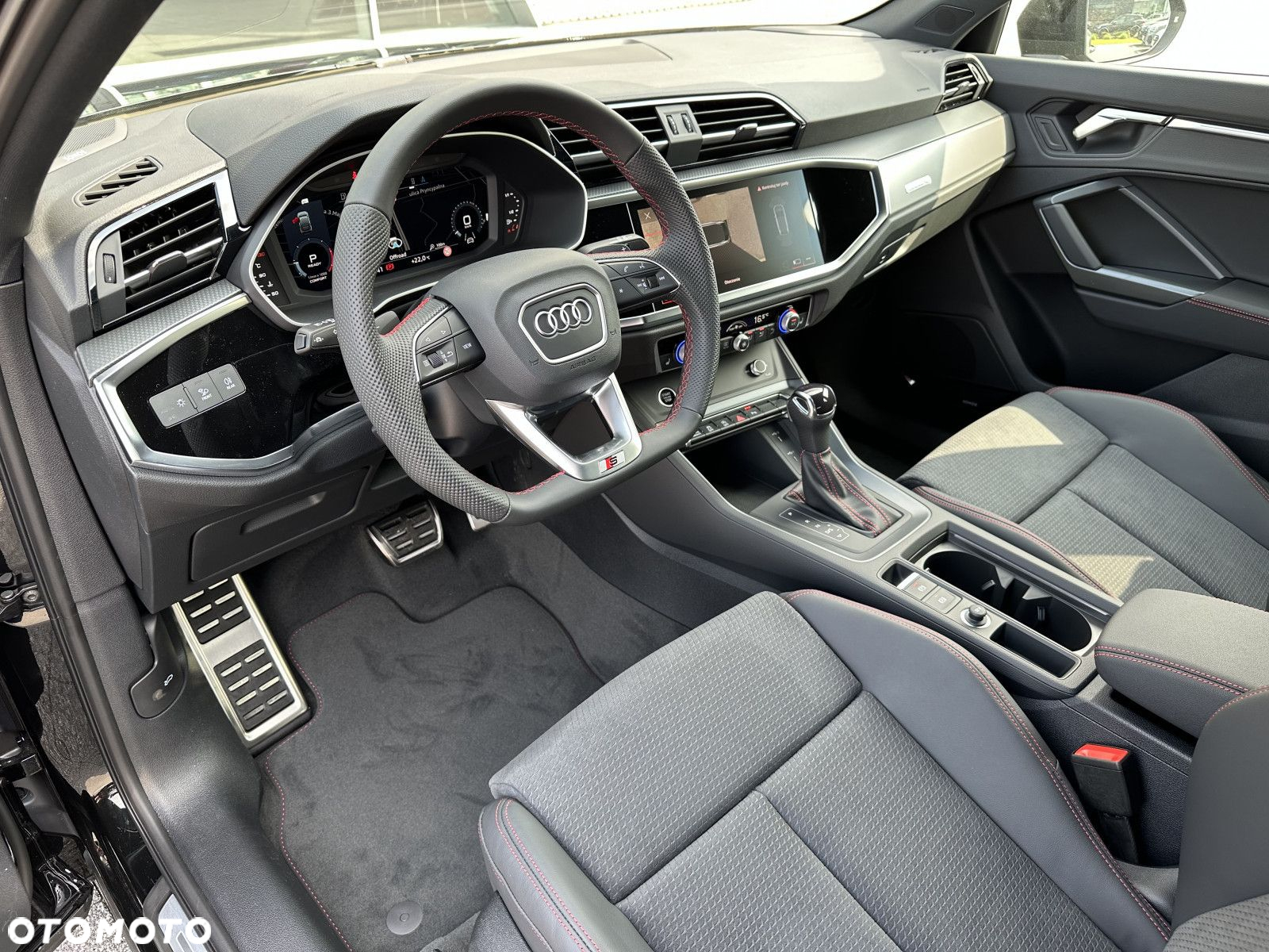Audi Q3 Sportback - 13