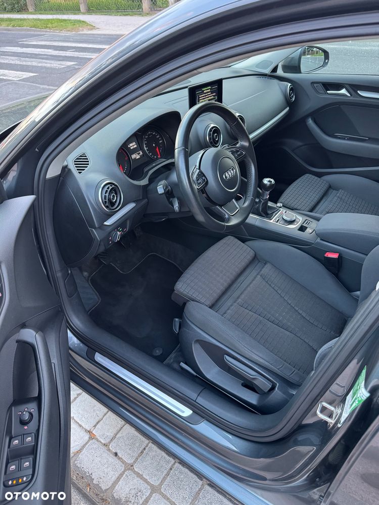 Audi A3 Sportback 2.0 TDI sport - 13