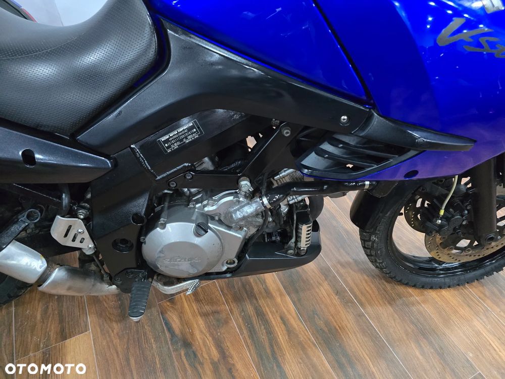 Suzuki DL - 11