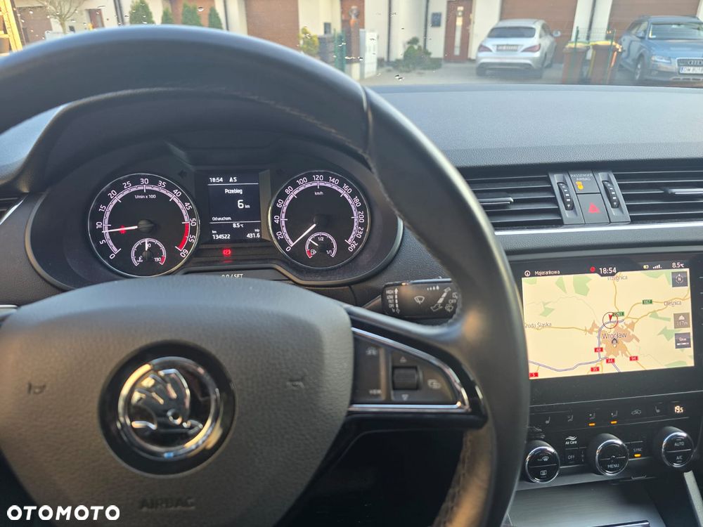 Skoda Octavia 2.0 TDI SCR Ambition - 10