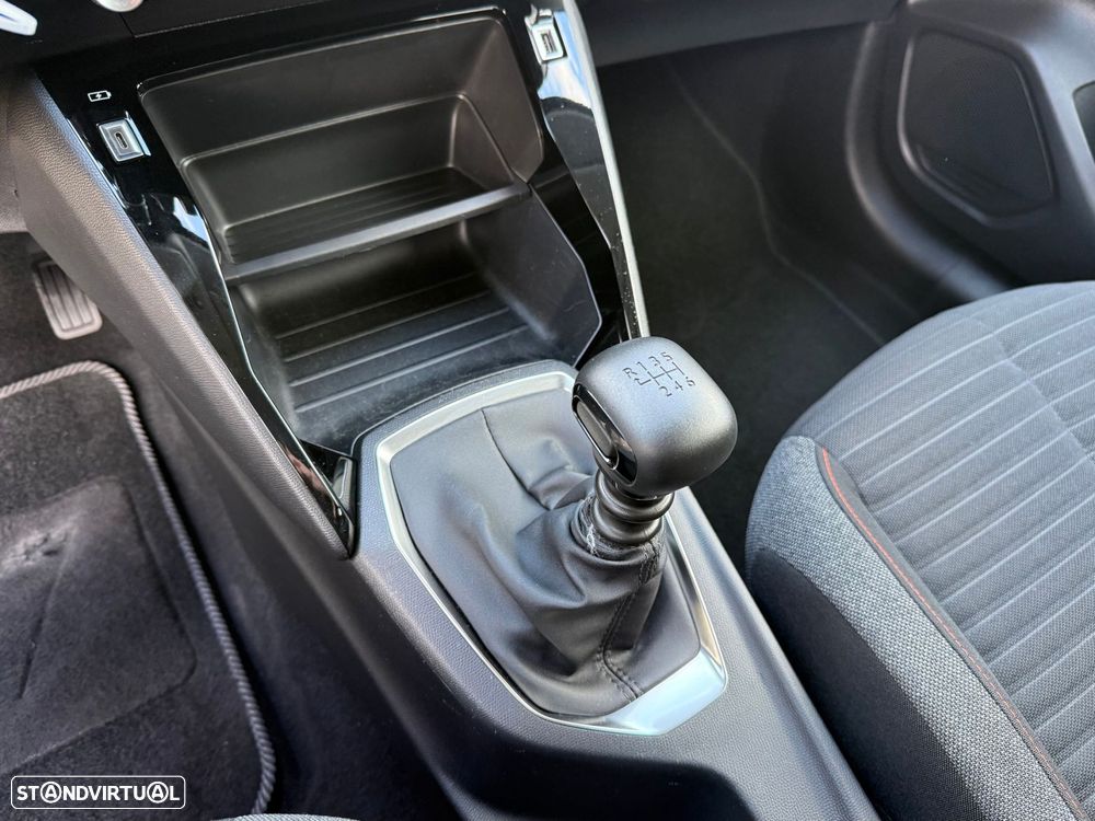 Peugeot 208 1.2 PureTech Active Pack - 13