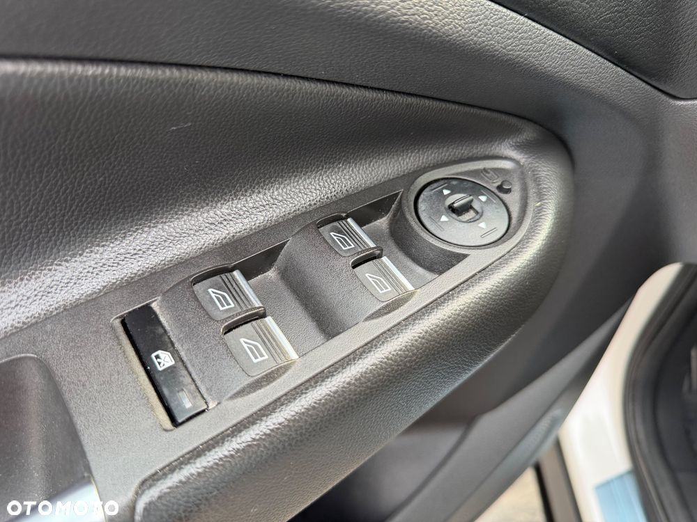 Ford Kuga 1.5 EcoBoost FWD Trend - 9