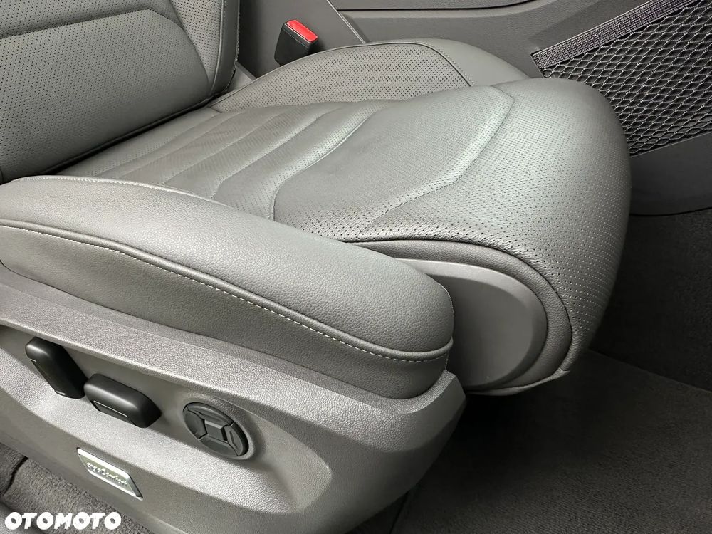Volkswagen Touareg 3.0 V6 TFSI 4Motion - 21