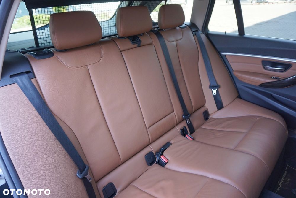 BMW Seria 3 - 38