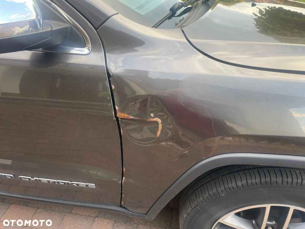 Jeep Grand Cherokee - 20
