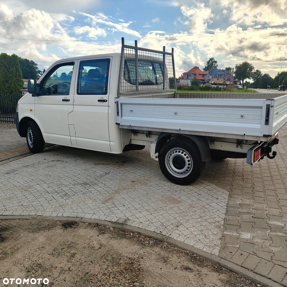 Volkswagen Transporter - 2