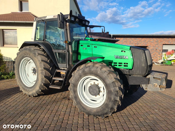 Valtra 8350