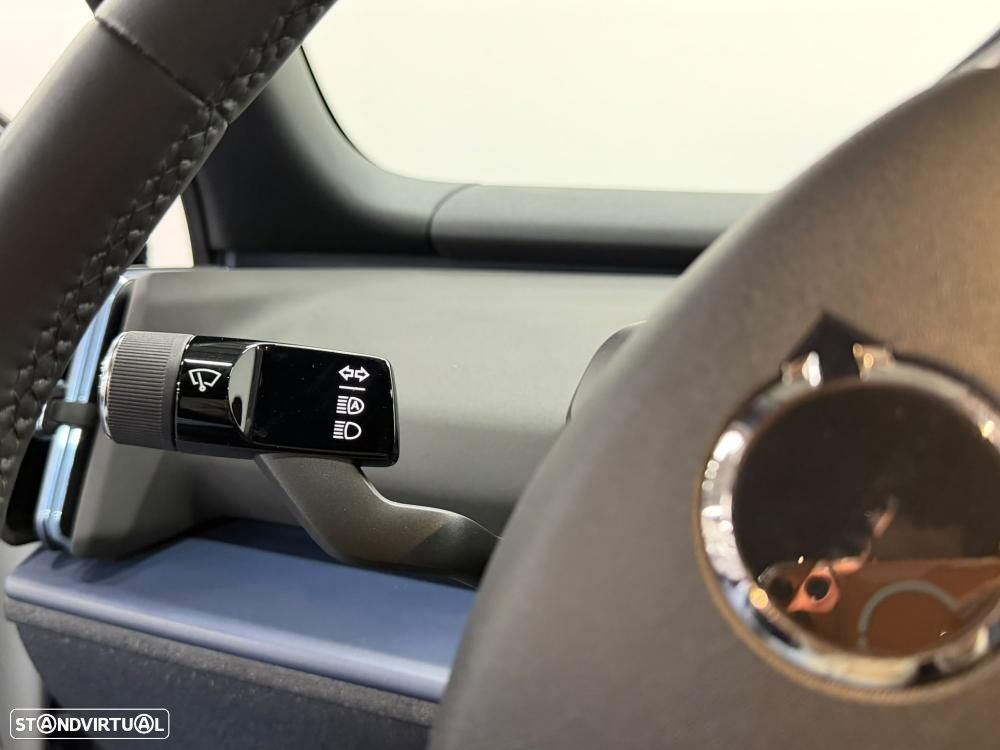 Volvo EX30 69 kWh Single Motor Extended Range Plus - 18