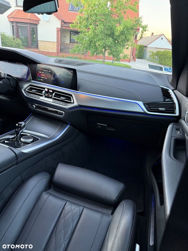BMW X5 xDrive40d mHEV - 11