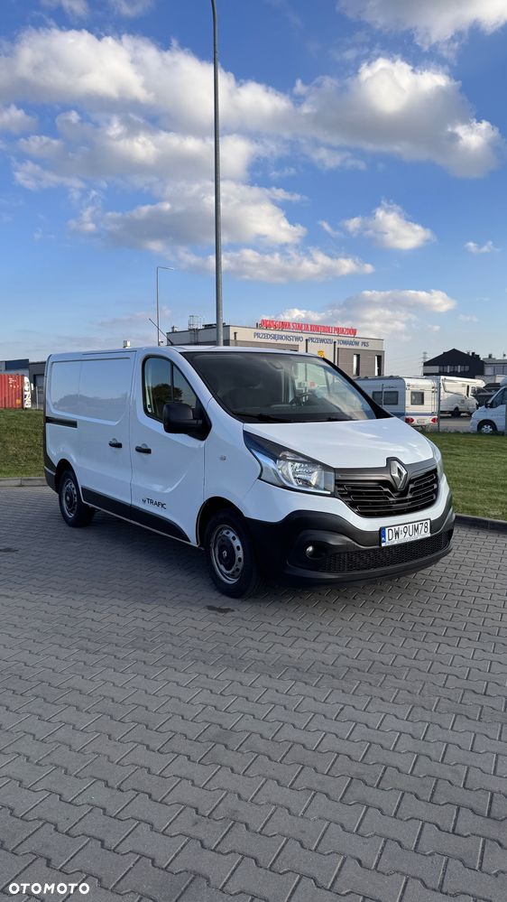 Renault TRAFIC - 2