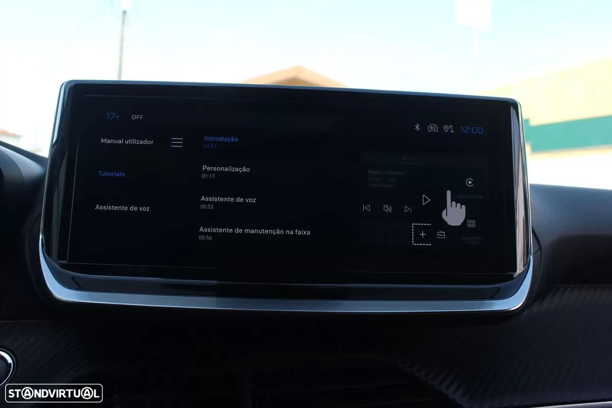 Peugeot 208 1.2 Hybrid Allure e-DCS6 - 29