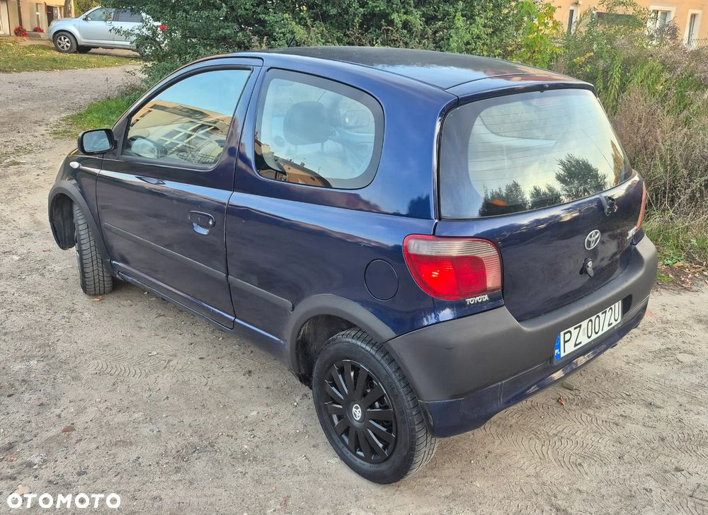 Toyota Yaris 2002 photo 4