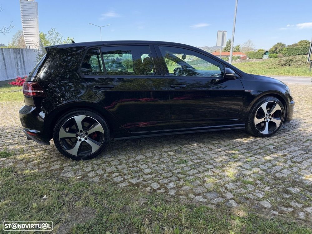 VW Golf 2.0 TSi GTi DSG - 11