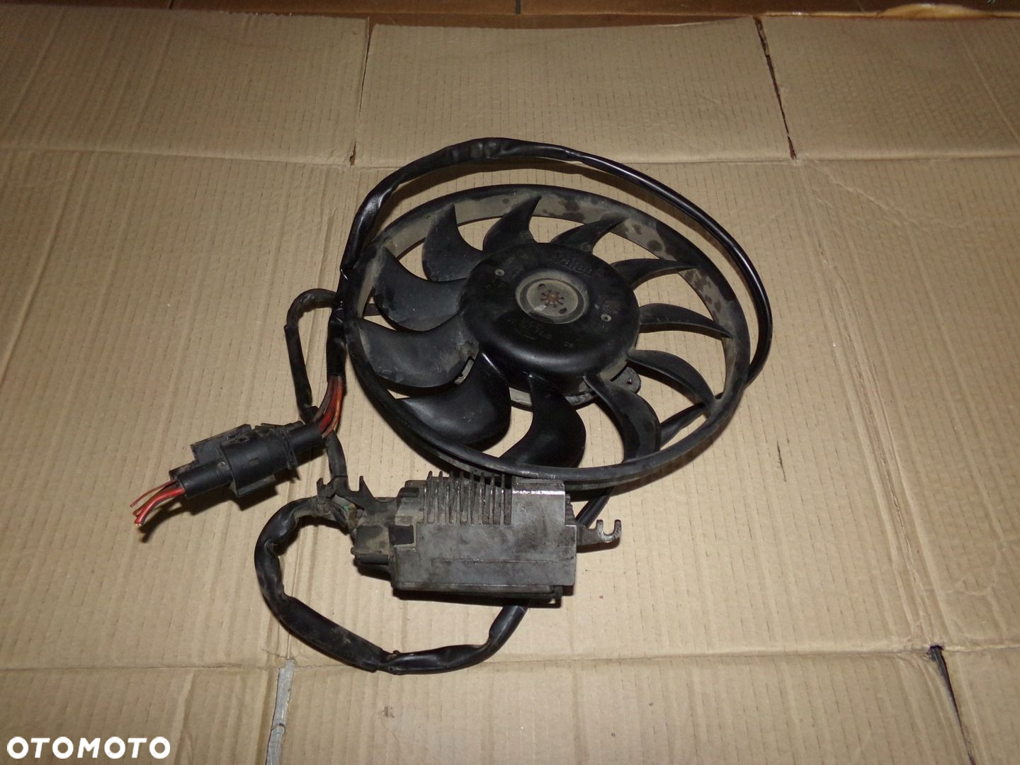 WENTYLATOR KLIMATYZACJI MODUŁ AUDI A4 B6 1.9 TDI - 2