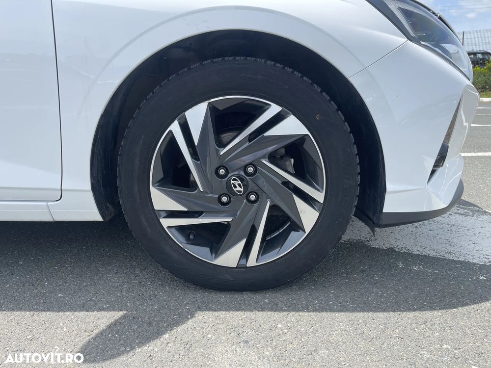 Hyundai i20 - 33