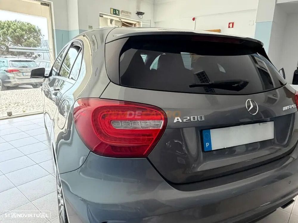 Mercedes-Benz A 200 - 4