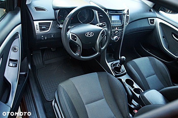 Hyundai i30 - 18